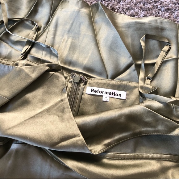 Reformation Kailyn Silk Dress - Artichoke - Picture 5 of 7